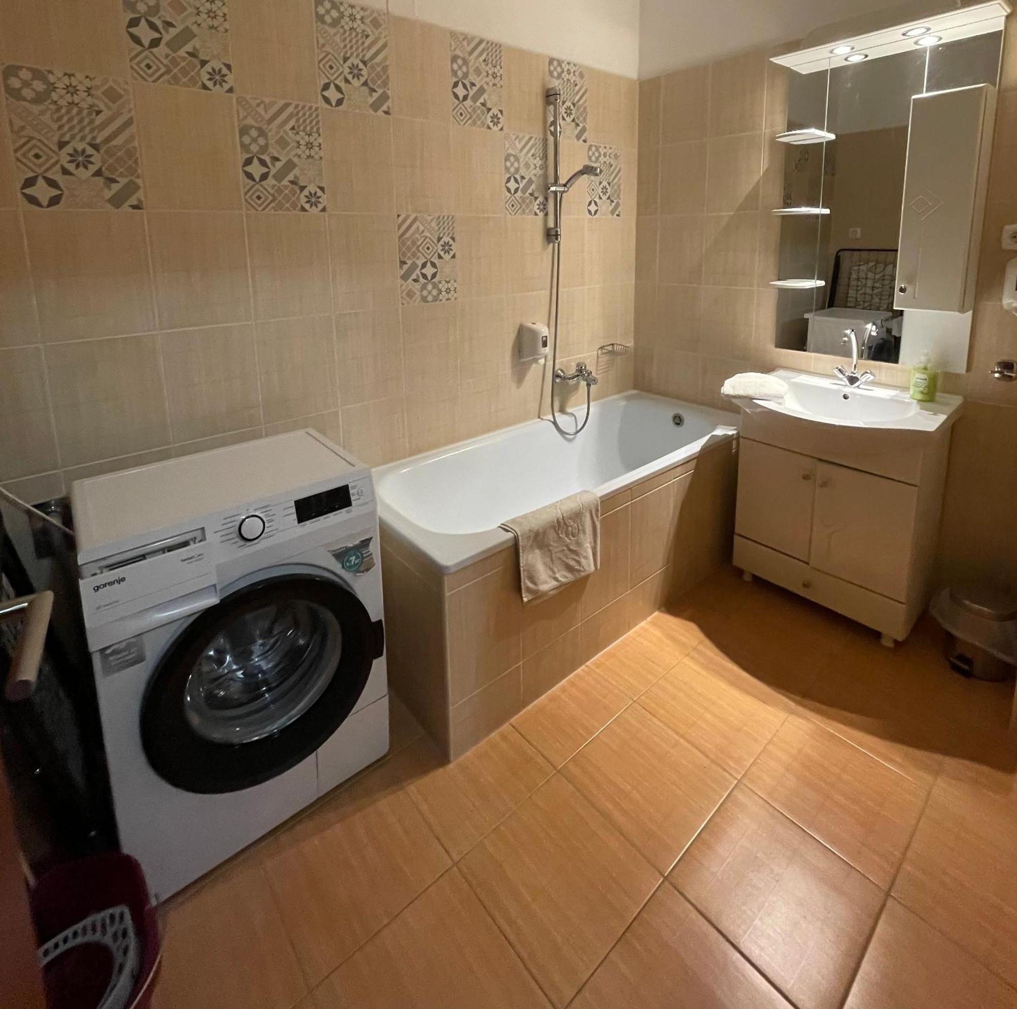 Myrelax Apartment - Hajdúszoboszló Εξωτερικό φωτογραφία